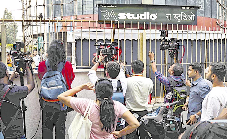 STUDIO123.jpg