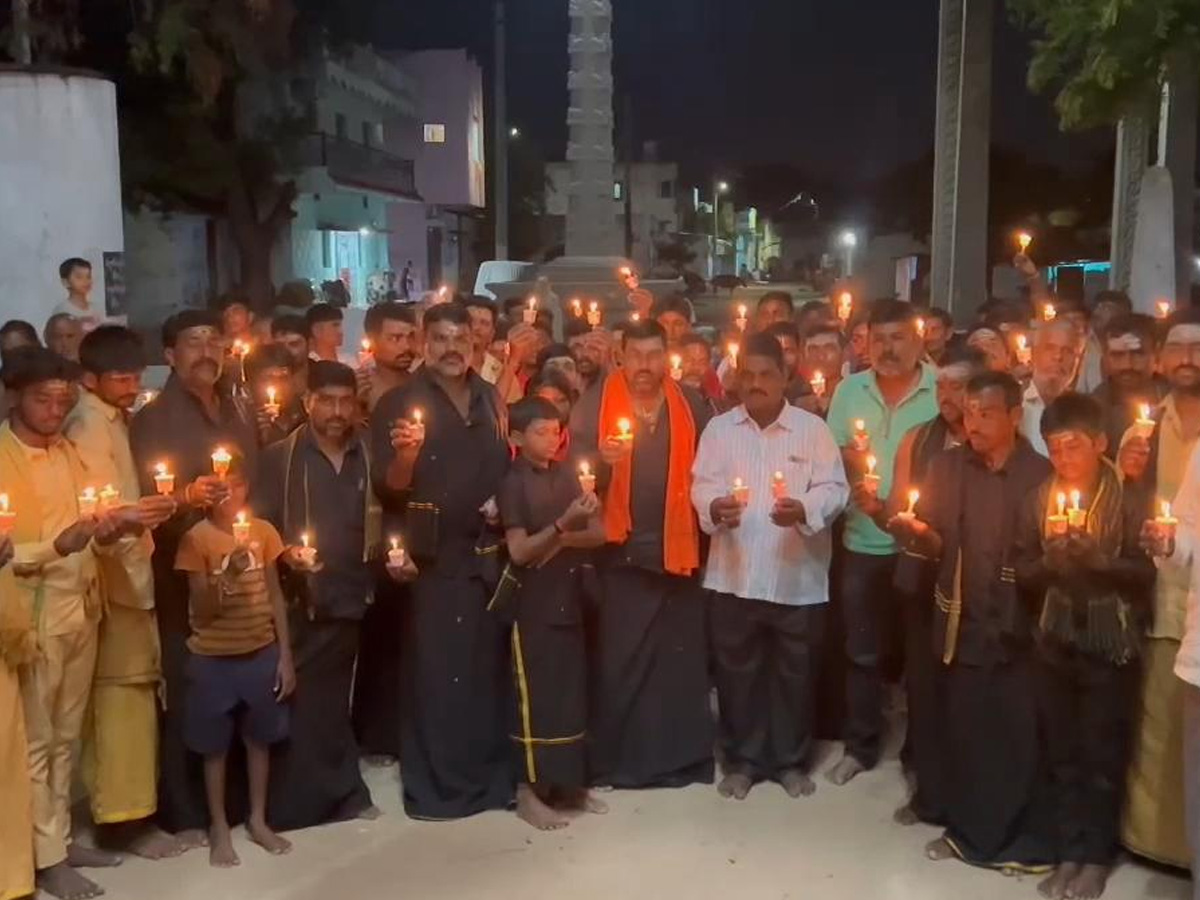 YSRCP_20candle_20rally_20photos14.jpg 15