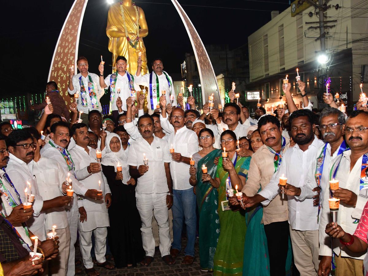 YSRCP_20candle_20rally_20photos2.jpg 3