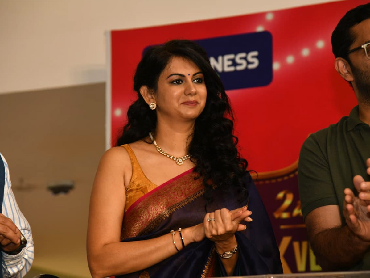 Actress_20Kamna_20Jethmalani_20At_20LuLu_20Mall_20Hyderabad__20_286_29.jpg 6