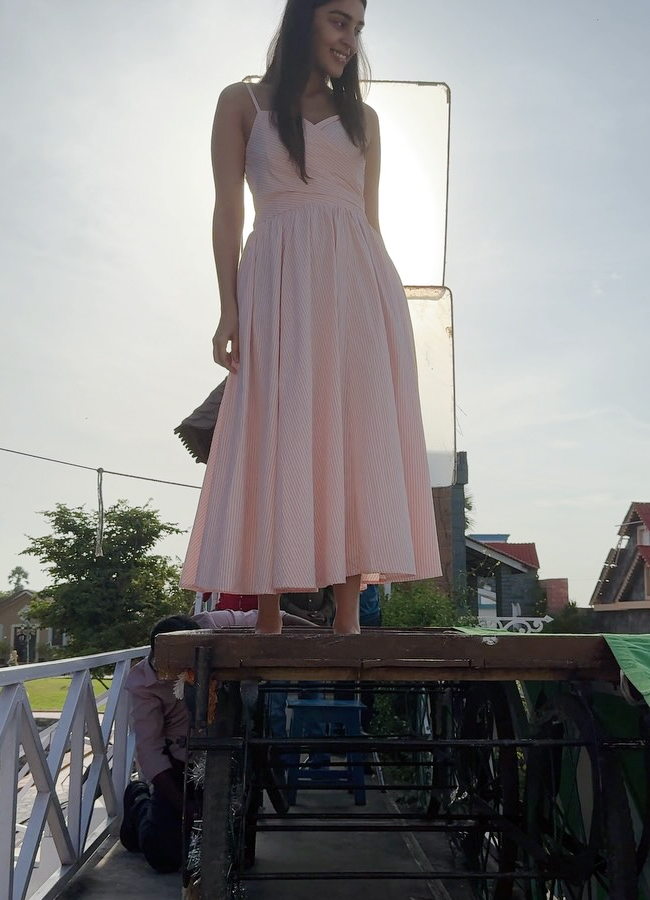 Yukti_20kramp6.jpg 7