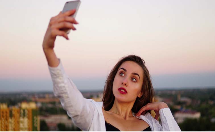selfie.jpg