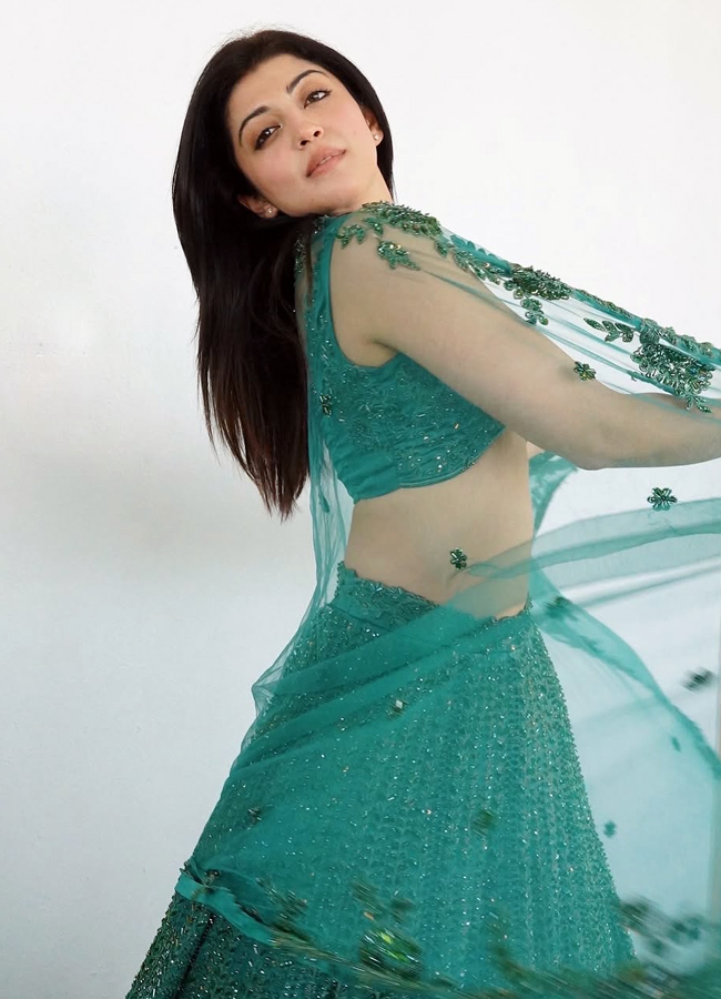 Pranitha2.jpg 3