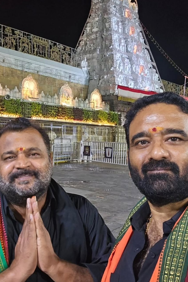 TV_20Actor_20Prabhakar_20Visited_20Tirumala_20Temple_20Photos_20_288_29.jpg 9