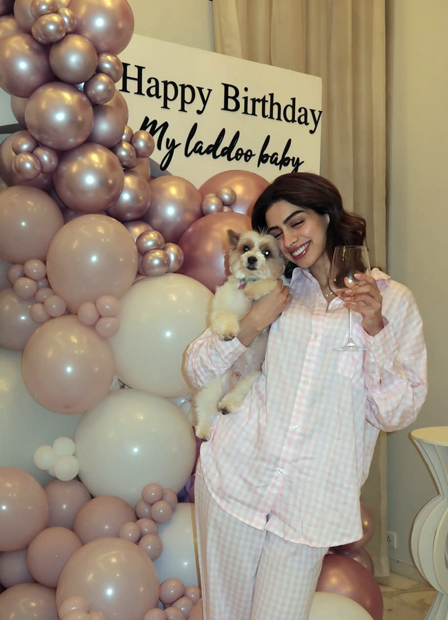 khushi_20kapoor_20birthday4.jpg 5
