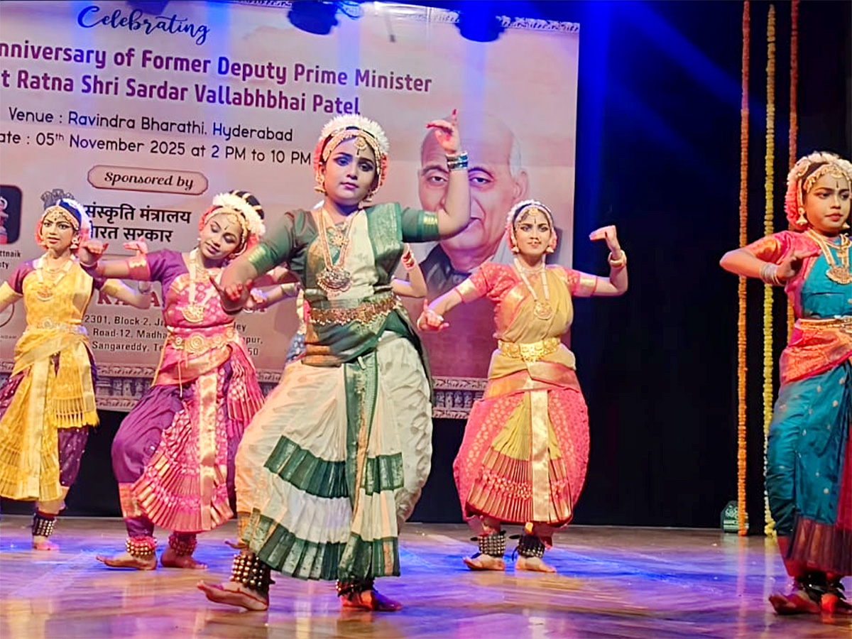Kuchipudi_20Ravindra_20Bharathi_20Hyderabad__20_2819_29.jpg 2