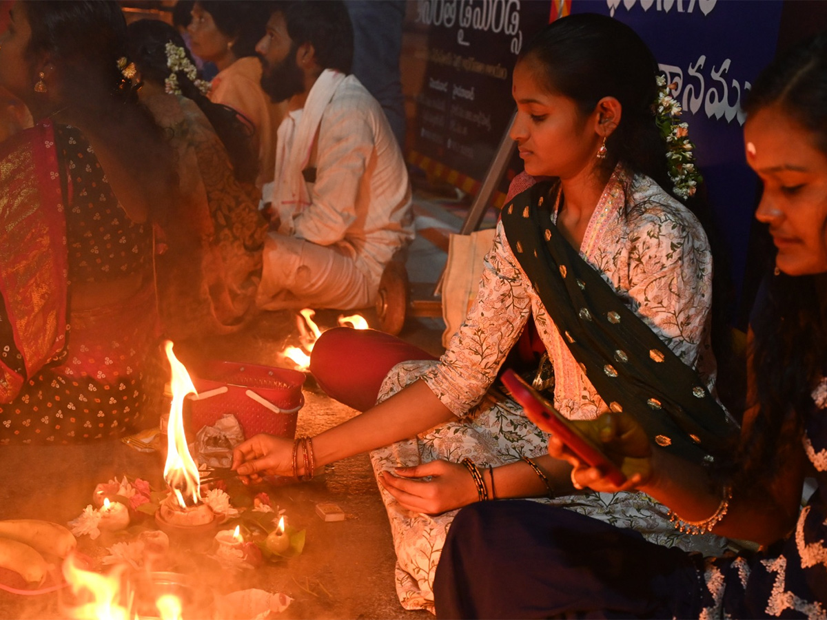 kartik_20purnima_202025_20celebrations_20photos__20_2813_29.jpg 13