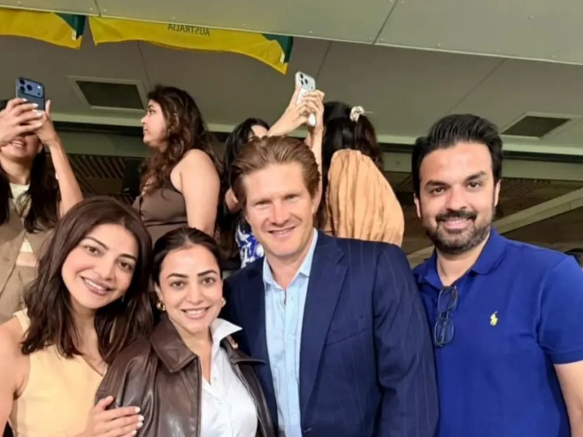 Kajal_20Aggarwal_20with_20Her_20Husband_20During_20India_20vs_20Australia_204Th_20T20_20Photos_20_284_29.jpg 5