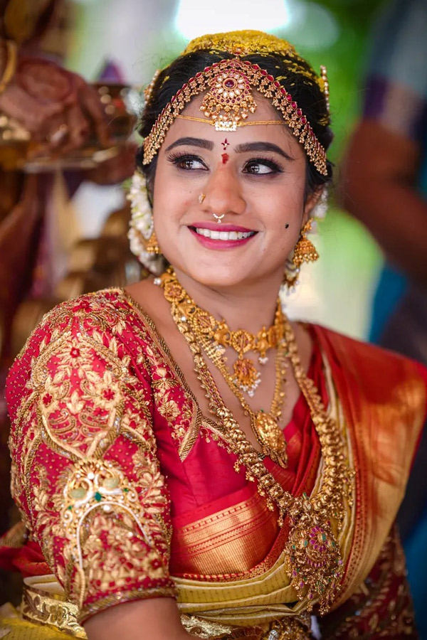 Tv_20Actress_20Deepthi_20Manne_20wedding_20Photos_20_2812_29.jpg 13