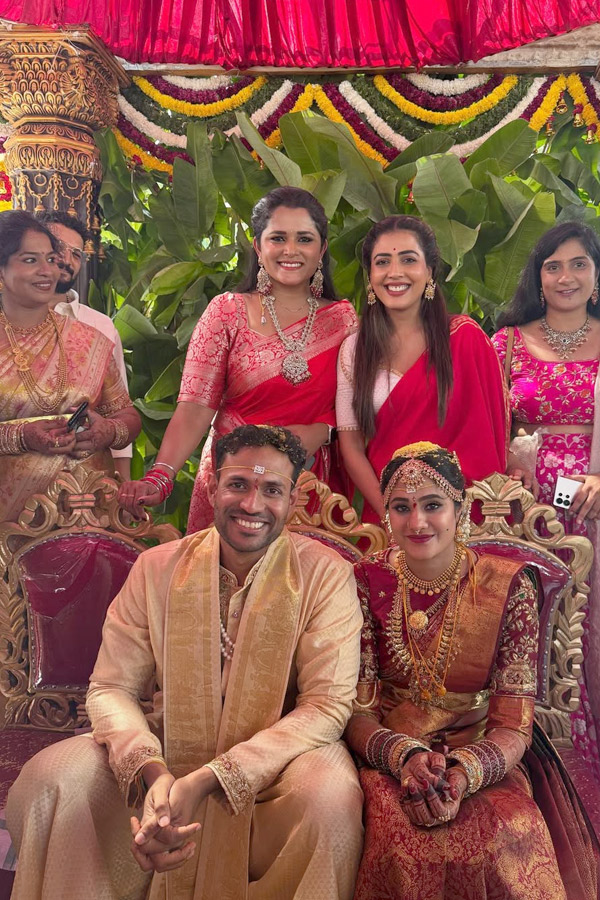 Tv_20Actress_20Deepthi_20Manne_20wedding_20Photos_20_2818_29.jpg 19