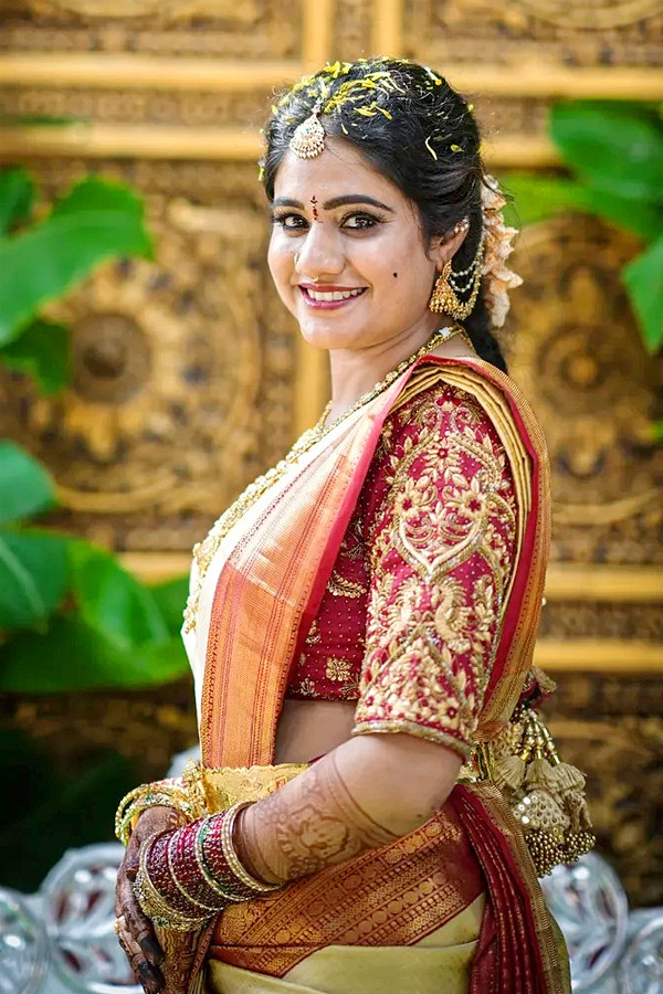 Tv_20Actress_20Deepthi_20Manne_20wedding_20Photos_20_281_29.jpg 2