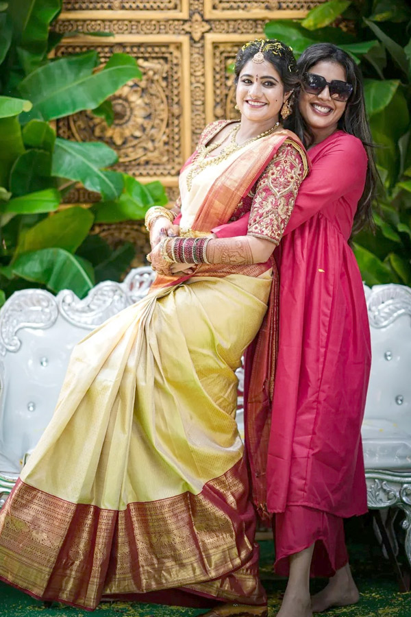 Tv_20Actress_20Deepthi_20Manne_20wedding_20Photos_20_288_29.jpg 9