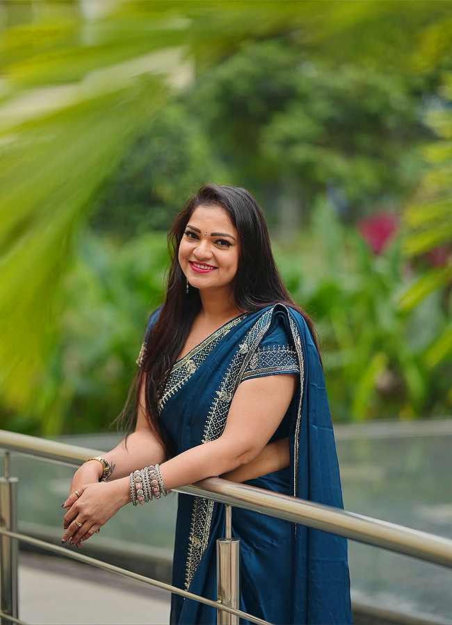 Bigg_20Boss_20Ashwini_20Sree_20HD_20Photos__20_2810_29.jpg 10