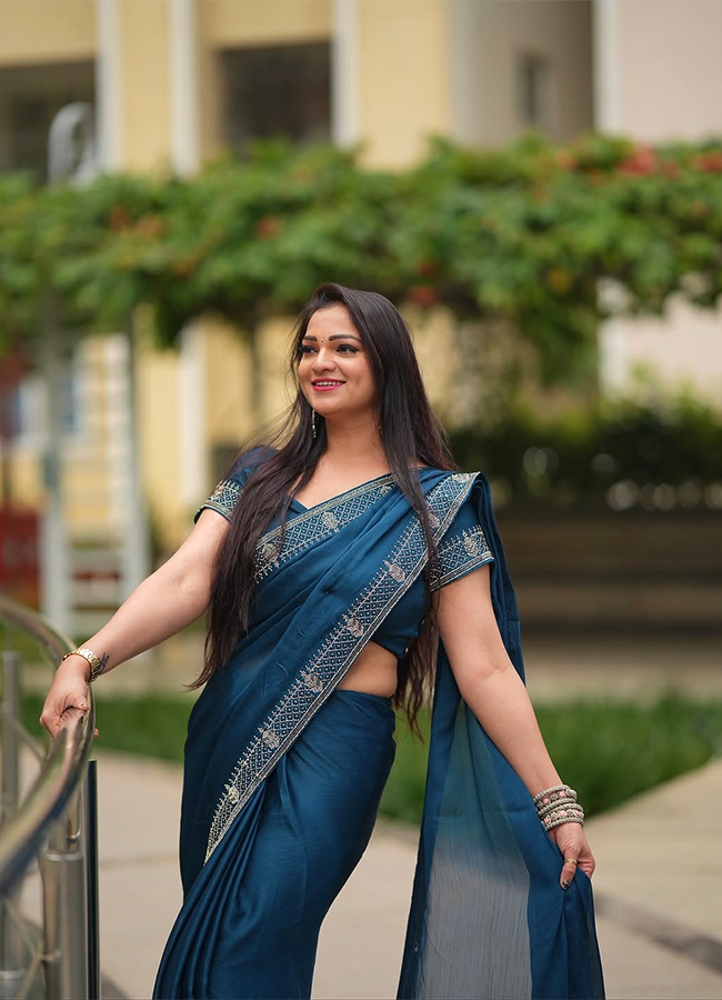 Bigg_20Boss_20Ashwini_20Sree_20HD_20Photos__20_2813_29.jpg 13