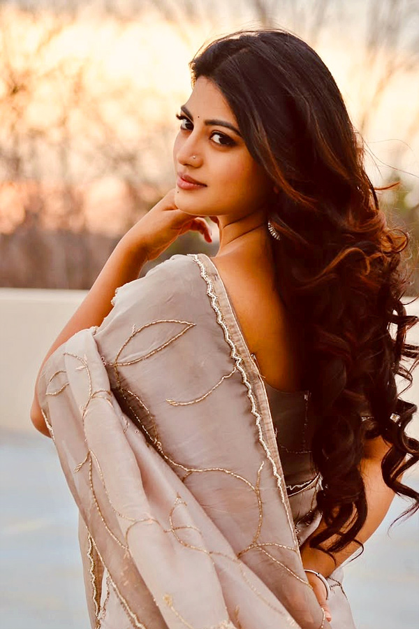 Telugu_20Actress_20Anandhi_20Beautiful_20Photos_20_2815_29.jpg 16