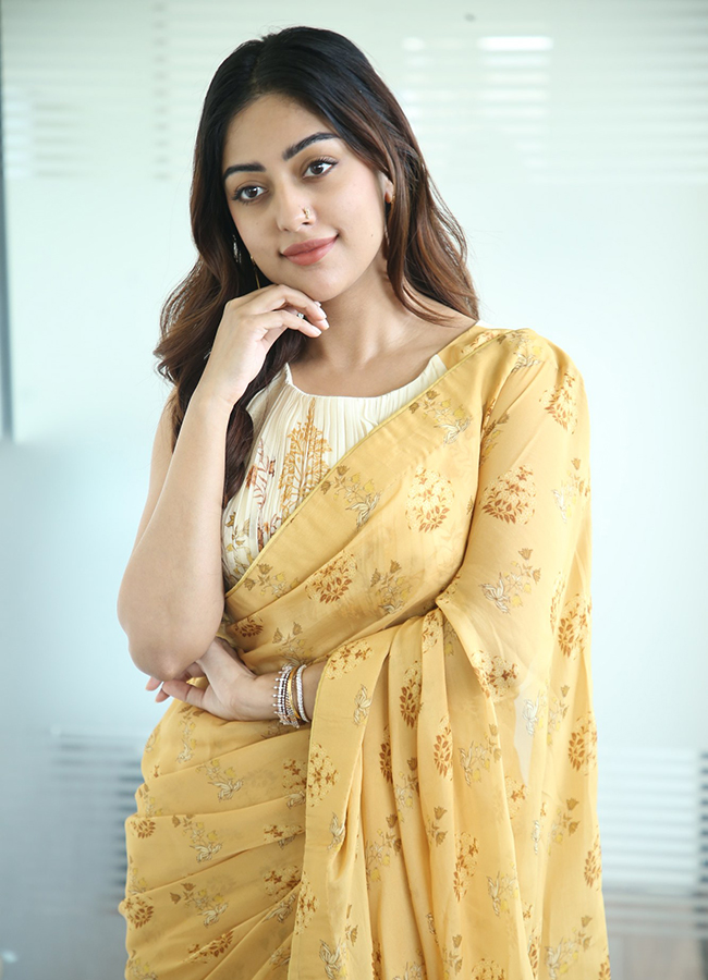 Tollywood_20Actress_20Anu_20Emmanuel_20In_20The_20Girlfriend_20Movie__20_2822_29.jpg 22