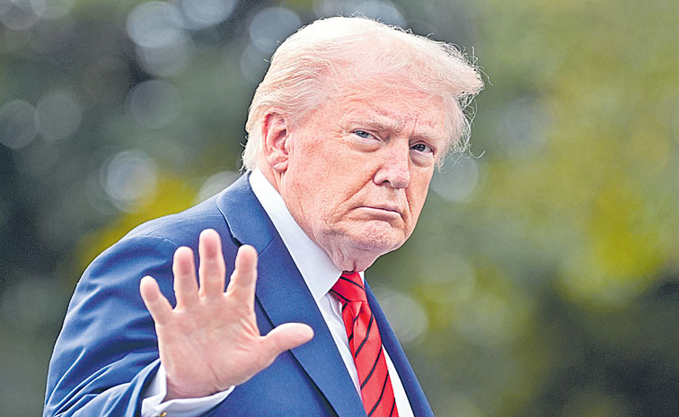 111020250214-TRUMP.jpg