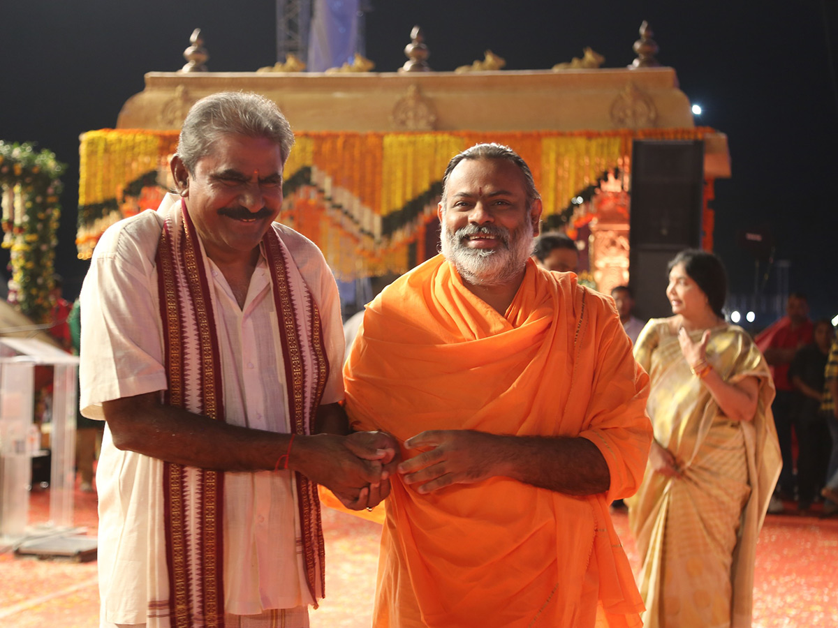 Koti_20Deepotsavam_202025_20in_20Hyderabad_20Photos__20_2821_29.jpg 21