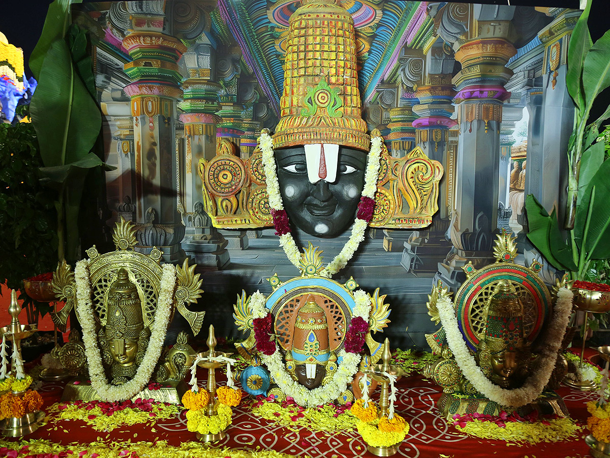 Koti_20Deepotsavam_202025_20in_20Hyderabad_20Photos__20_2827_29.jpg 27