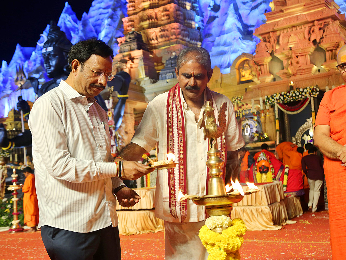 Koti_20Deepotsavam_202025_20in_20Hyderabad_20Photos__20_282_29.jpg 2