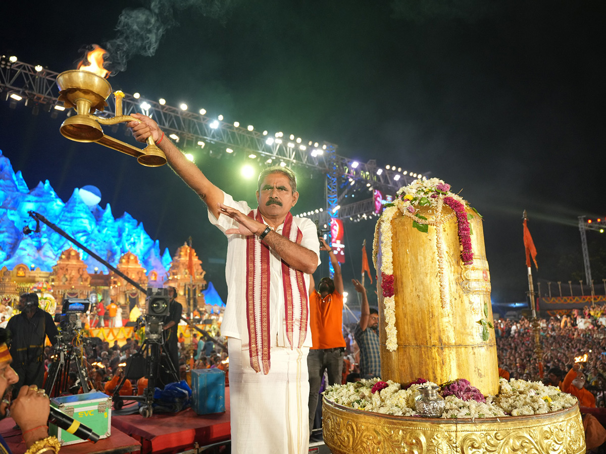 Koti_20Deepotsavam_202025_20in_20Hyderabad_20Photos__20_284_29.jpg 4