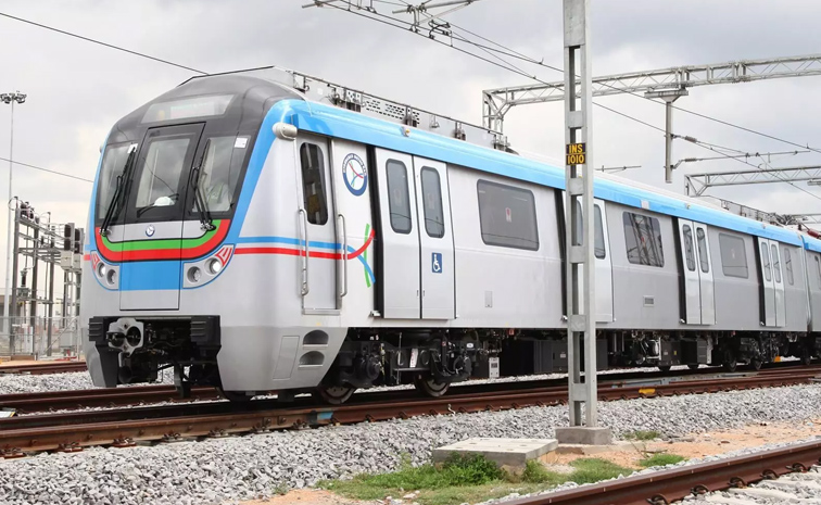 metrotrain12.jpg