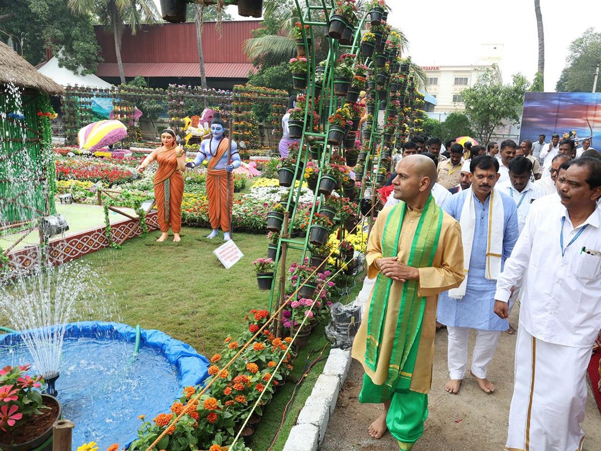 New_20garden_20in_20tirumala7.jpg 8