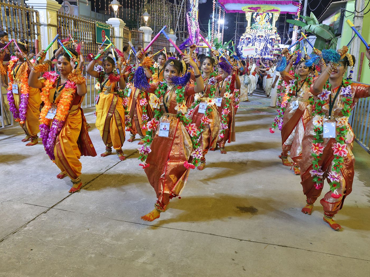 Tiruchanur10.jpg 11
