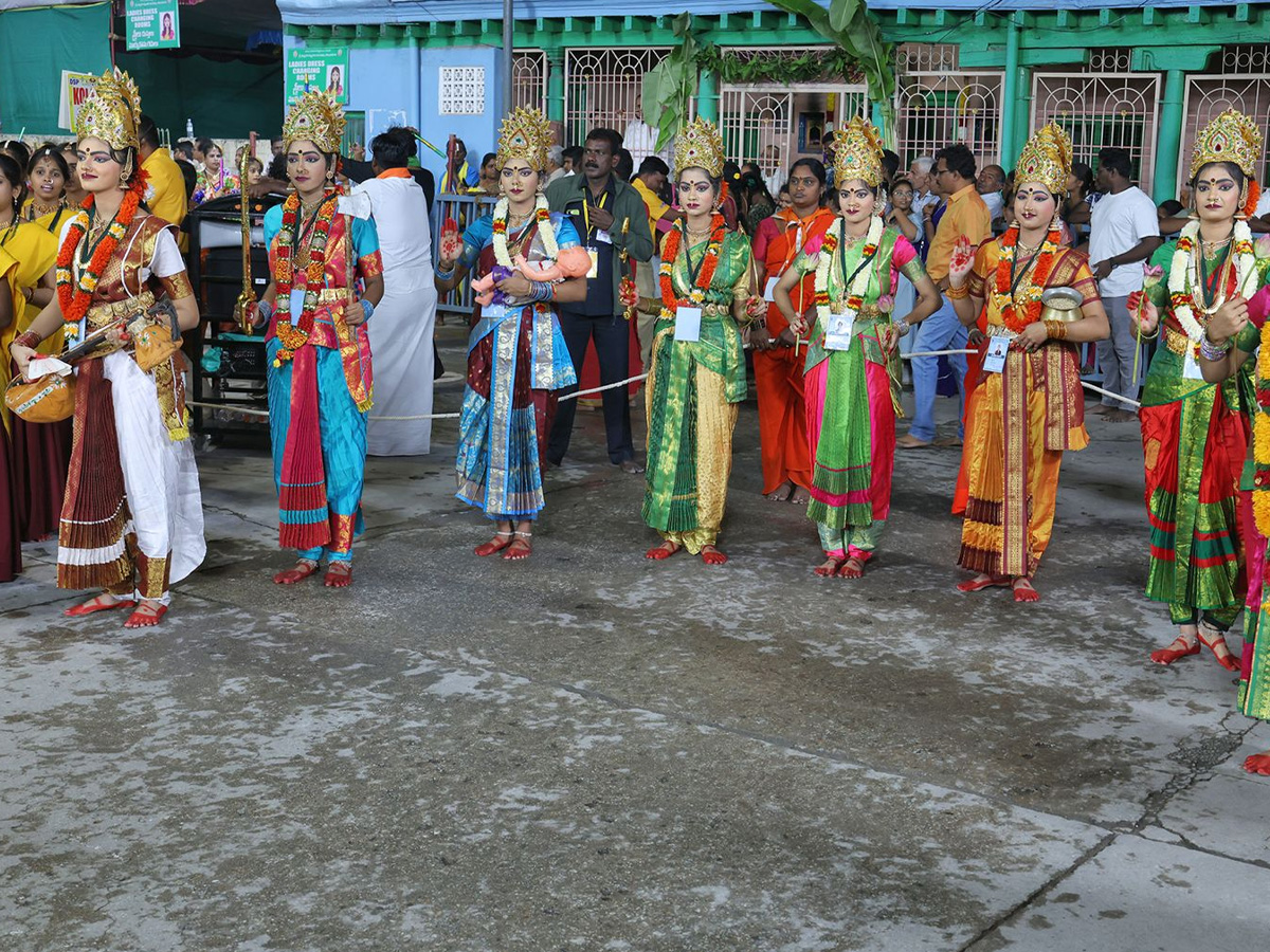 Tiruchanur2.jpg 3