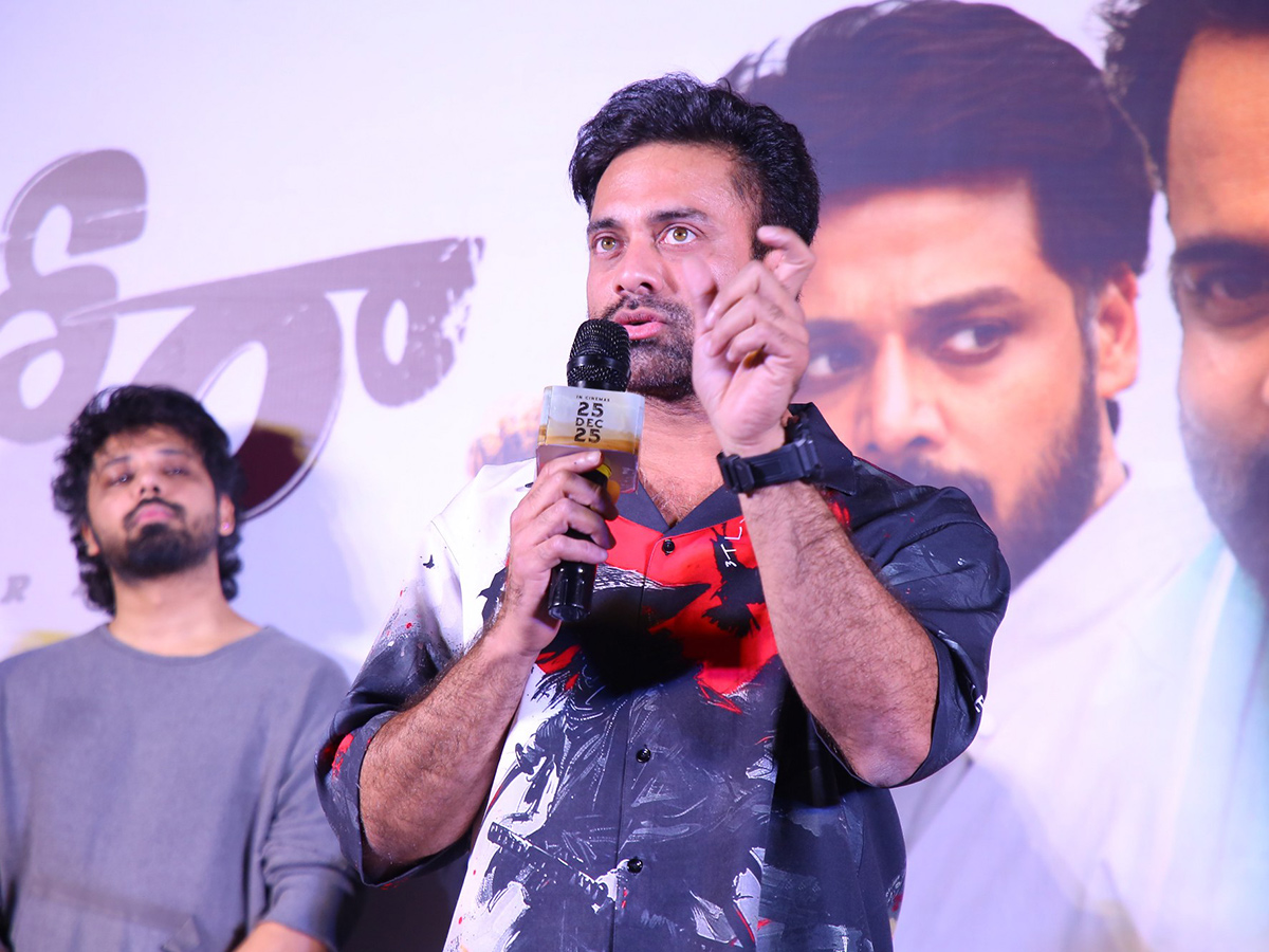 Dandora_20Movie_20Teaser_20Launch_20Stills_20HD__20_287_29.jpg 7