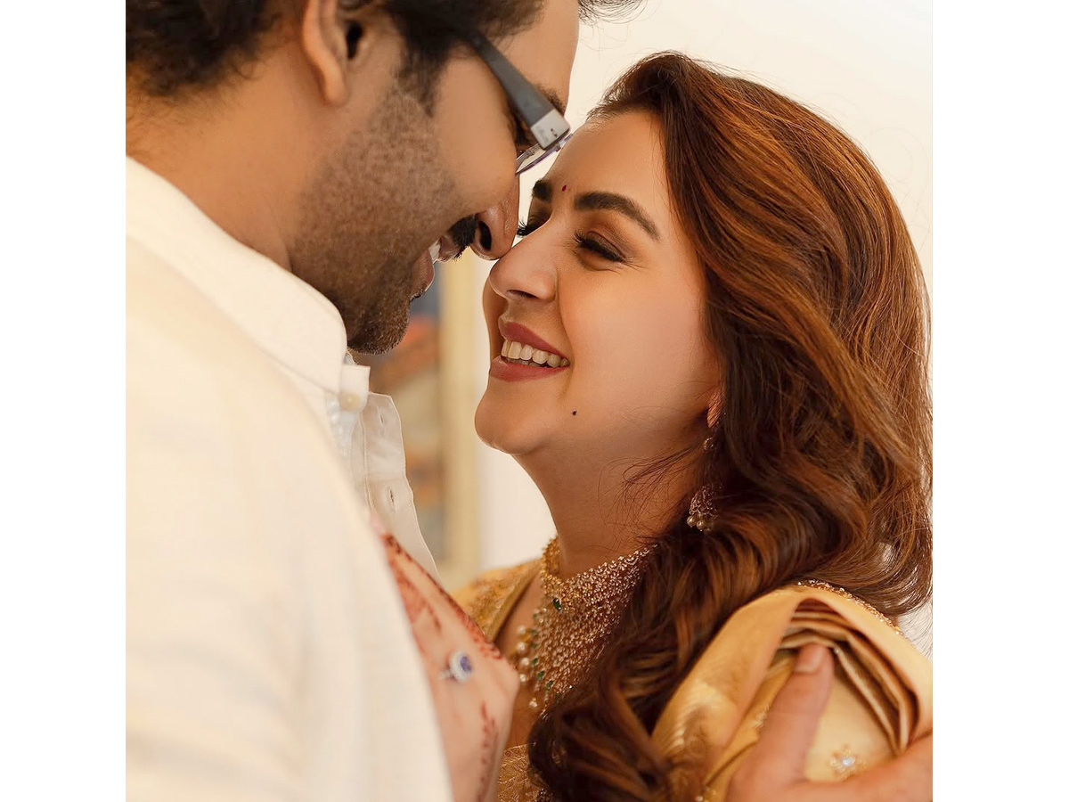Nikki_20Galrani_20And_20Aadhi_20Cute_20Romantic_20Moments_20Photos_20_281_29.jpg 2