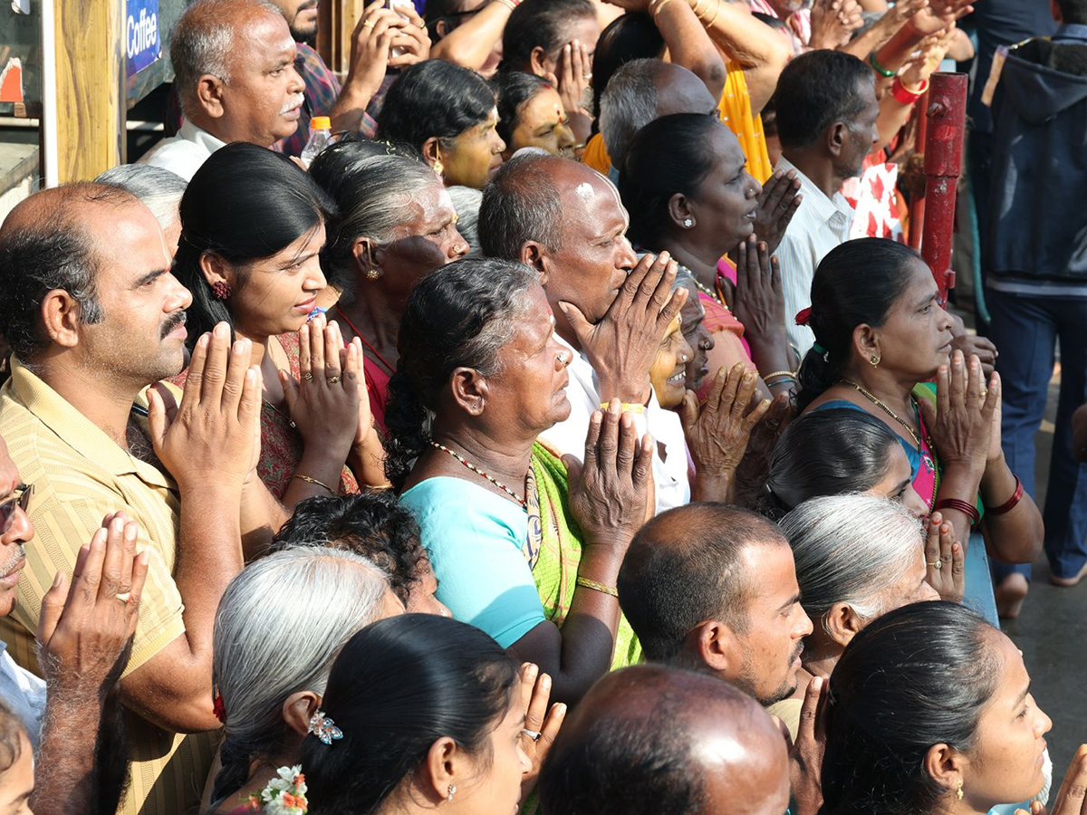 Ammavaaru13.jpg 14