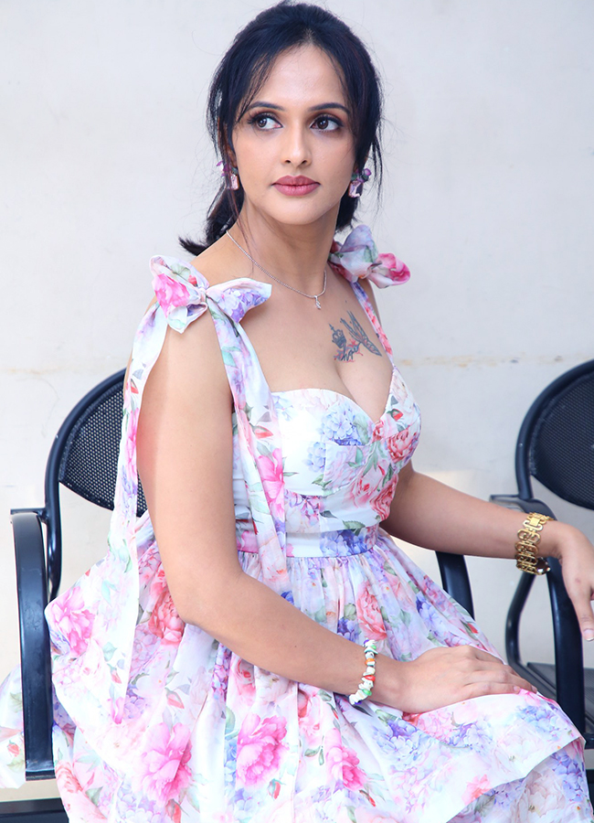 Tollywood_20Actress_20Jyothi_20Rai_20HD_20Latest_20Photos__20_2816_29.jpg 16