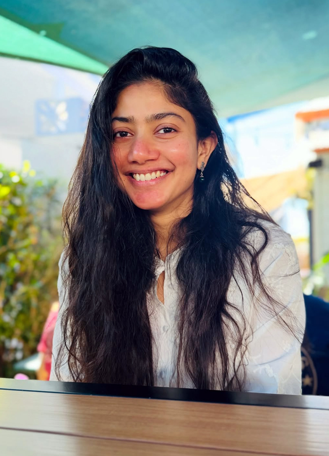 Sai_20pallavi4.jpg 5