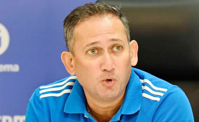 agarkar.jpg