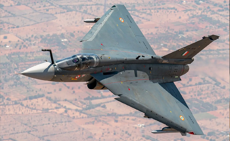 tejas_20fighter_20jet.jpg