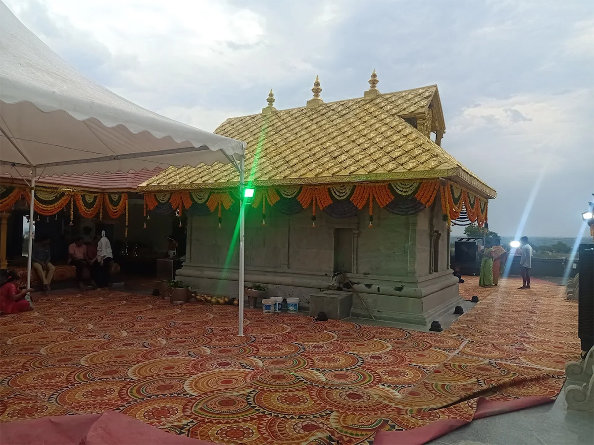 Ayyappa_20Swamy_20Temple_20Shankarpally_20Hyderabad_20Photos__20_2812_29.jpg 12