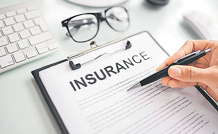 INSURANCE-SECTOR-123.jpg