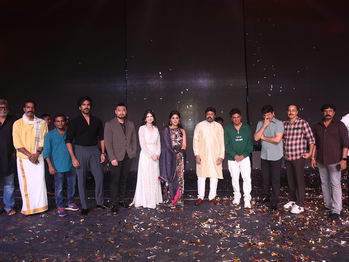 Nandamuri_20Balakrishna_20Akhanda_202_20Trailer_20Launch_20Photos__20_2816_29.jpg 16