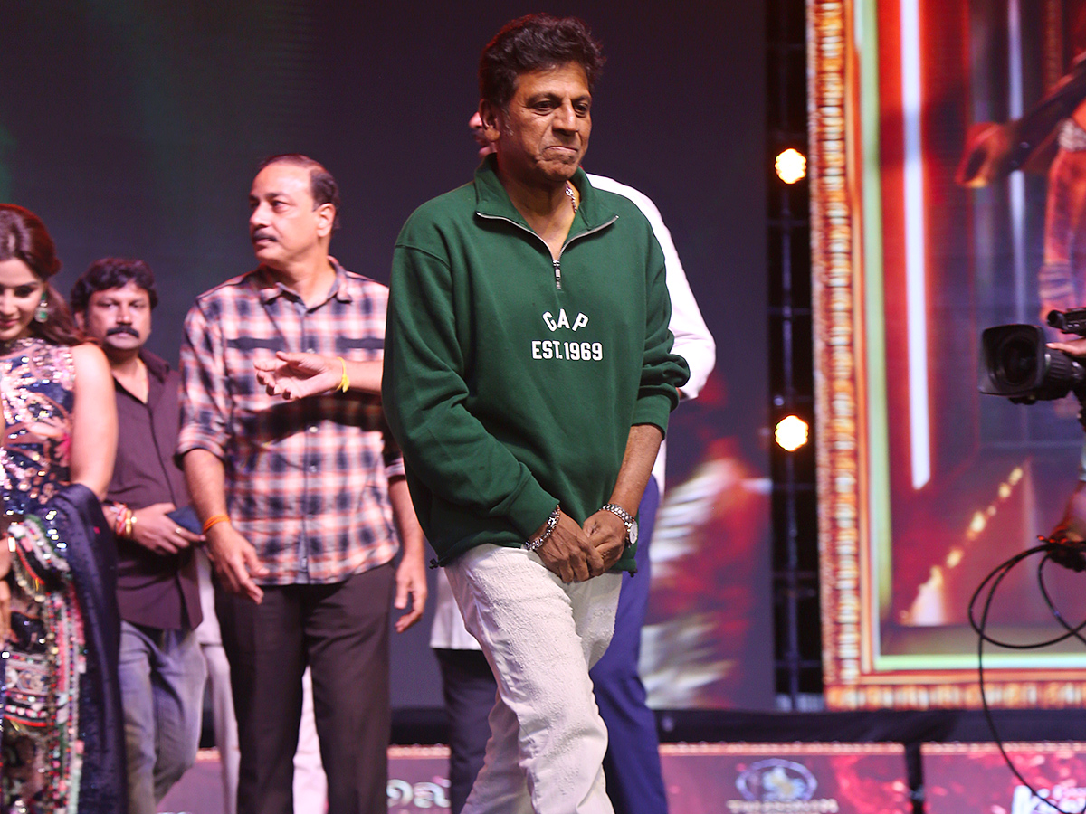 Nandamuri_20Balakrishna_20Akhanda_202_20Trailer_20Launch_20Photos__20_283_29.jpg 3