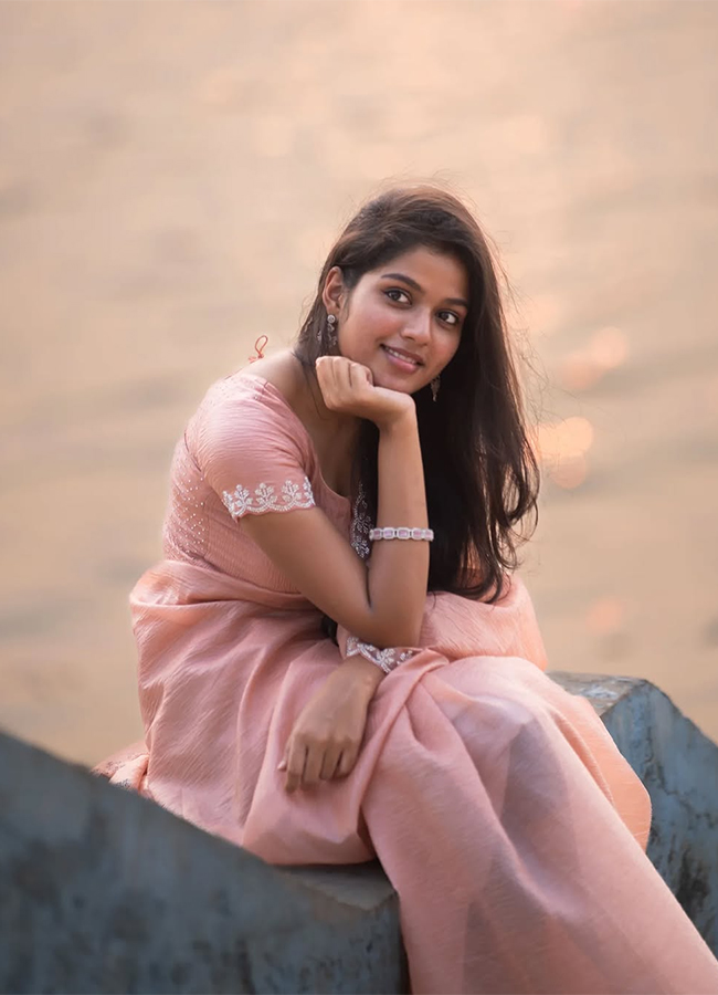 Raju_20Weds_20Rambai_20Movie_20Actress_20Tejaswi_20Rao_20HD_20Photos__20_283_29.jpg 3