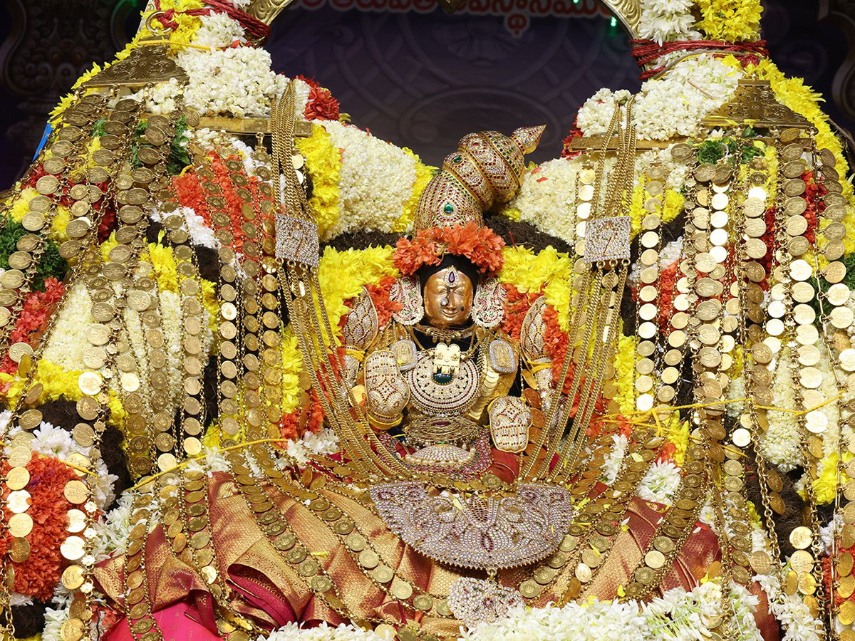 Tiruchanoor_20Padmavathi_20Brahmotsavam_202025_20Photos__20_284_29.jpg 4