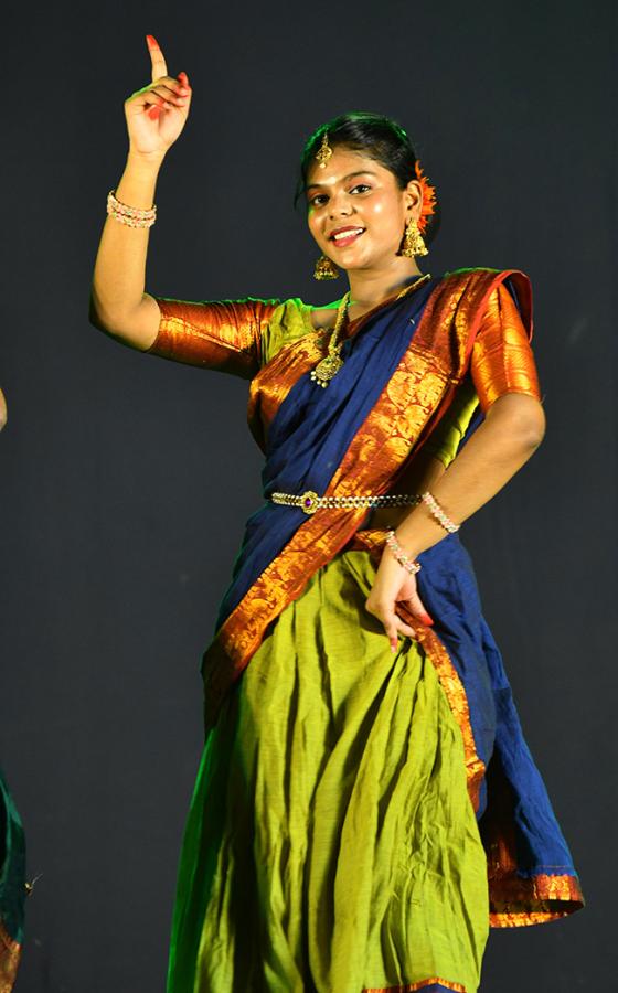 Folk_20Art_20Performance_20At_20Vijayawada_20Photos__20_2824_29.jpg 24