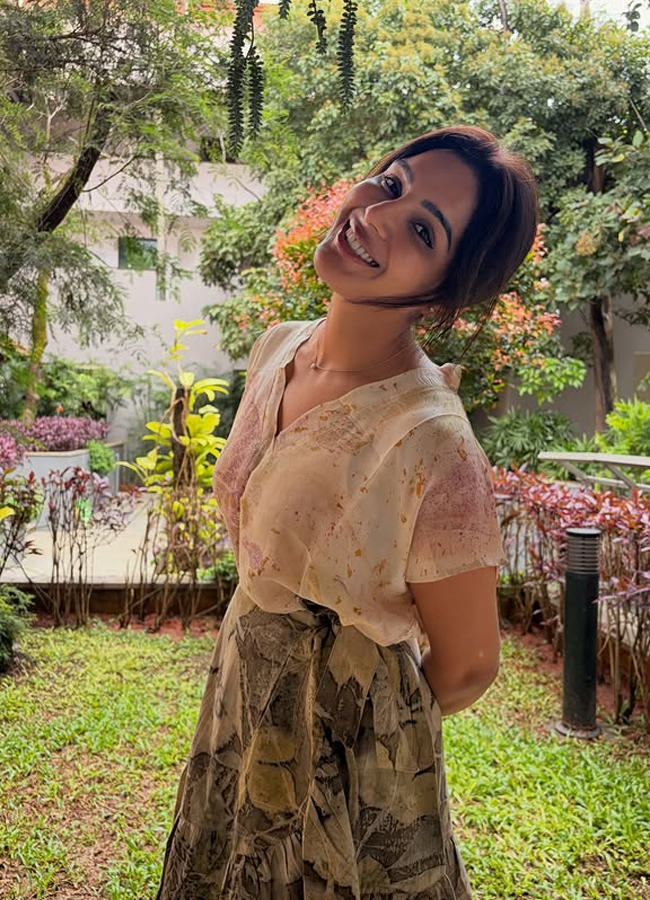 Samyukthamenon13.jpg 14