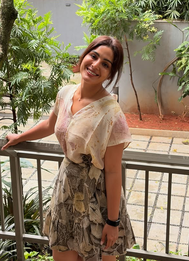 Samyukthamenon14.jpg 15