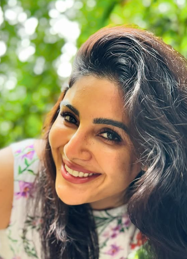Samyukthamenon6.jpg 7