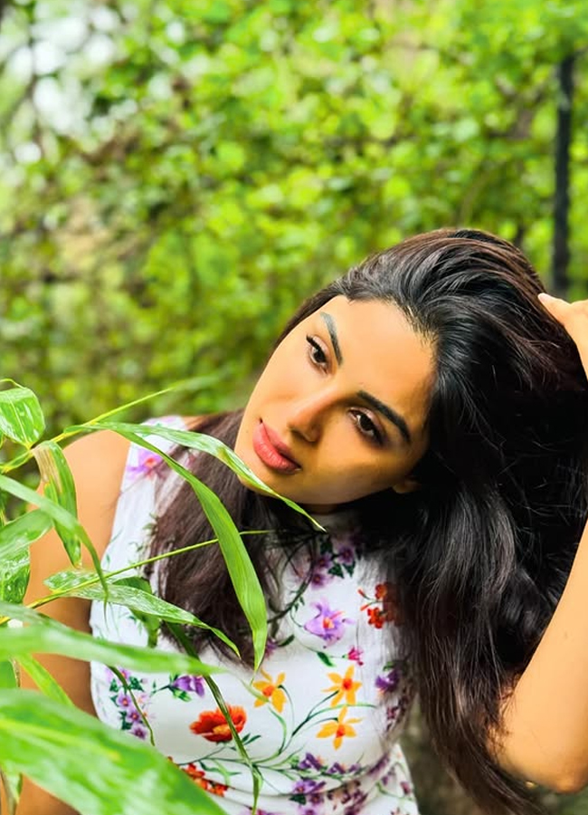 Samyukthamenon9.jpg 10
