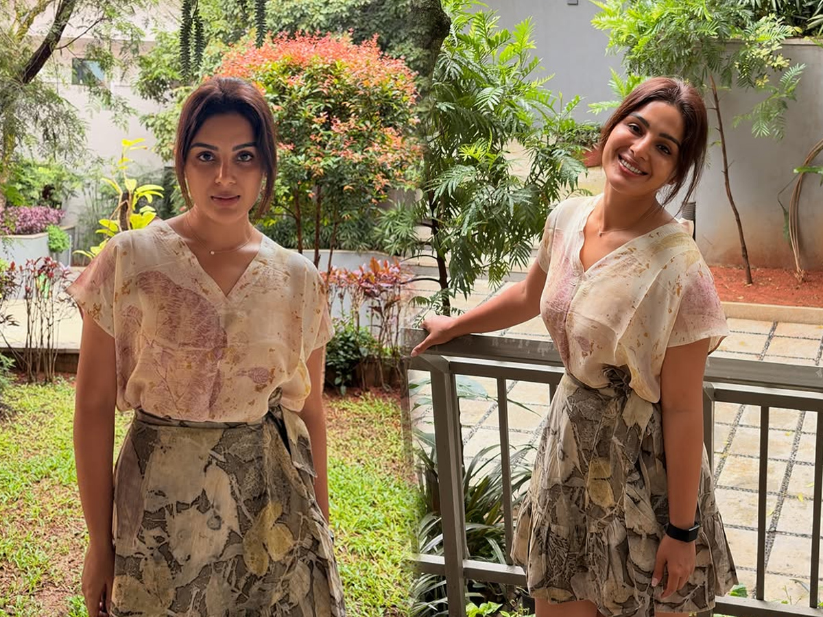 Samyukthamenon_20title.jpg 1