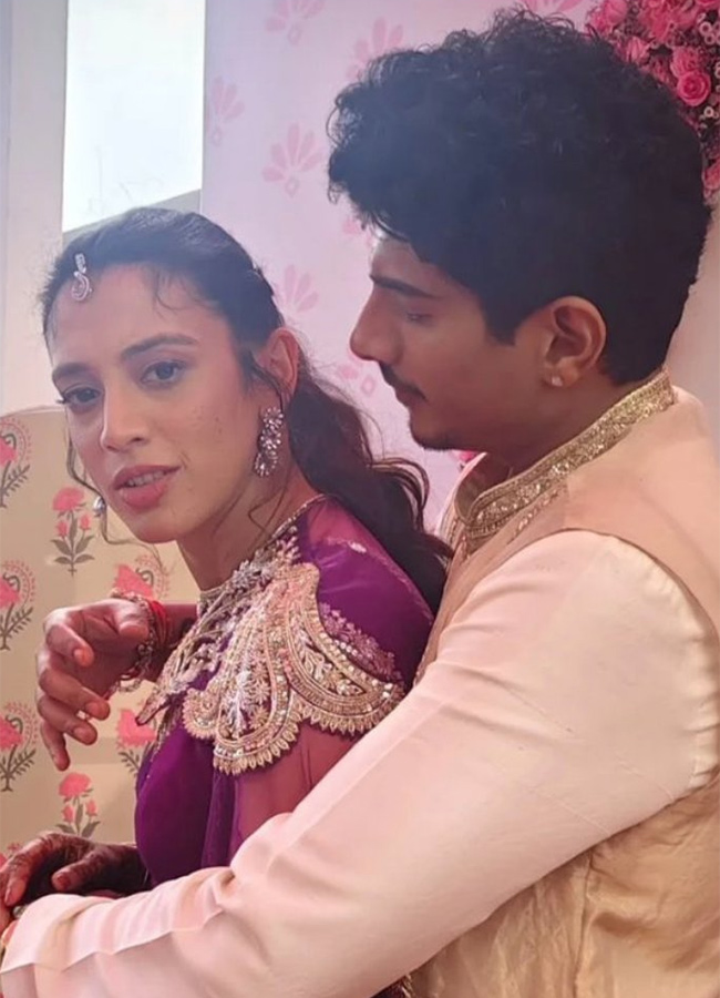 smriti_20mandhana_20wedding_20celebrations__20_2810_29.jpg 10