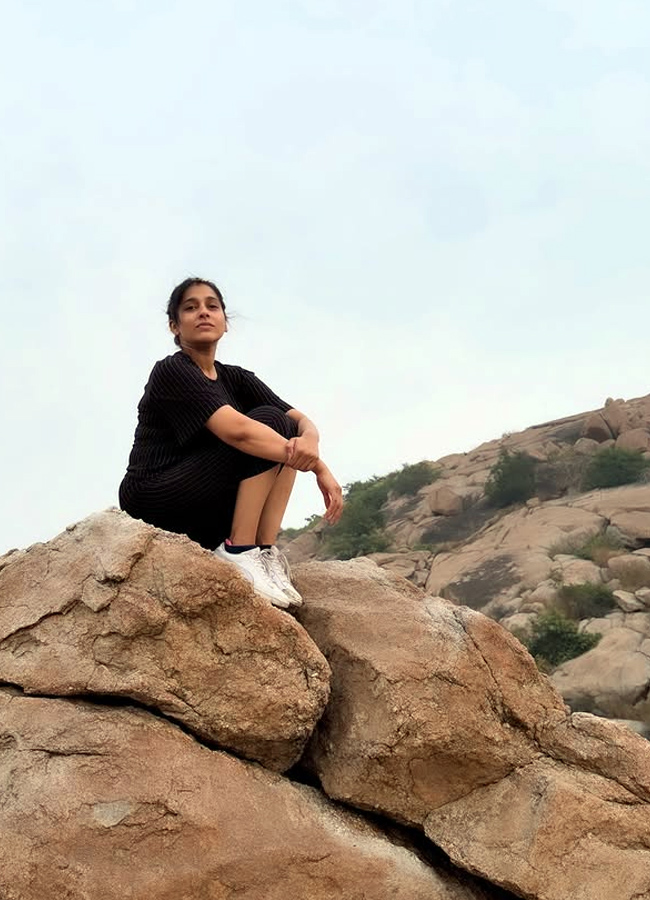 Anchor_20Rashmi2.jpg 3